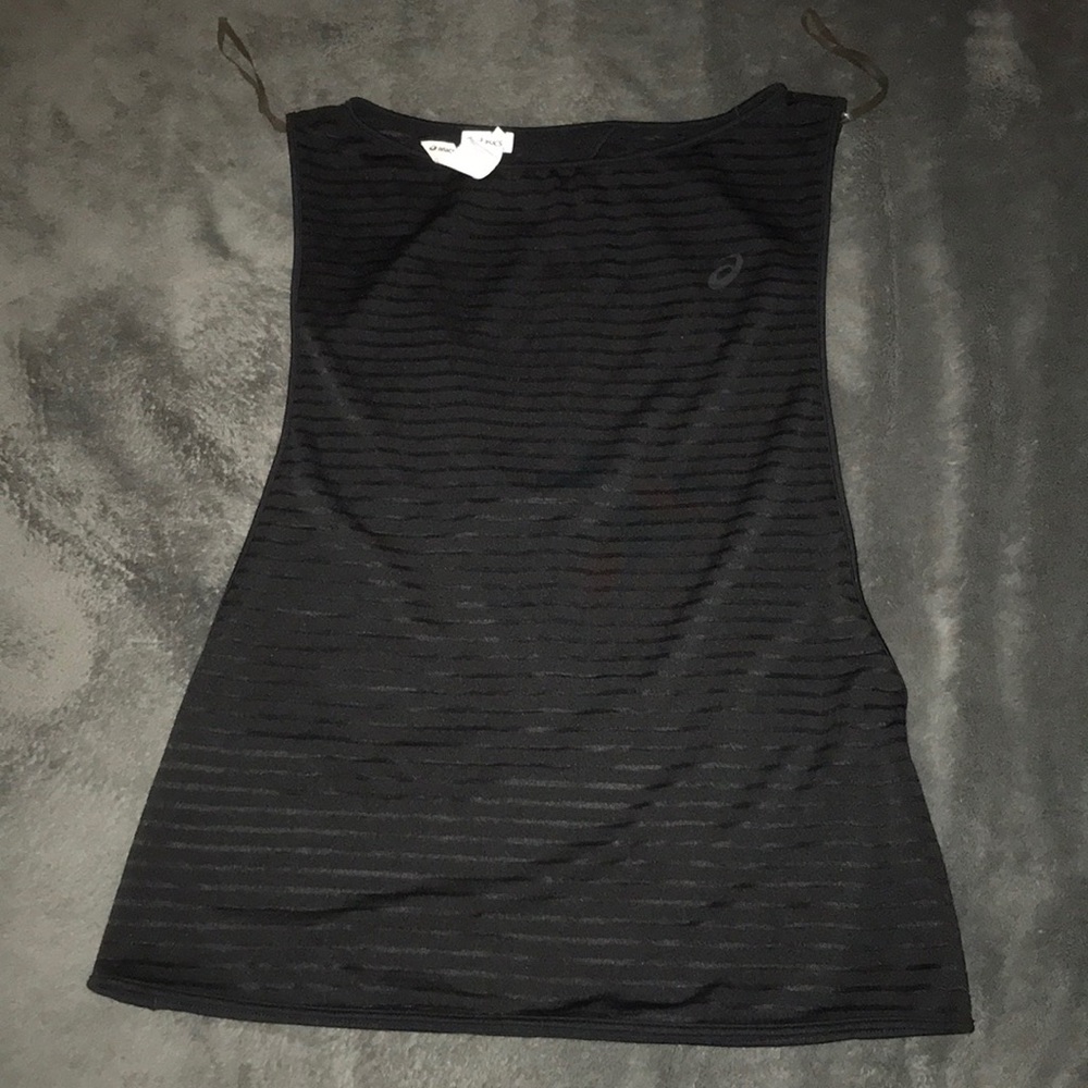 Muscle tee